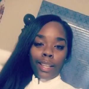 Meet your Posher, Raynisha